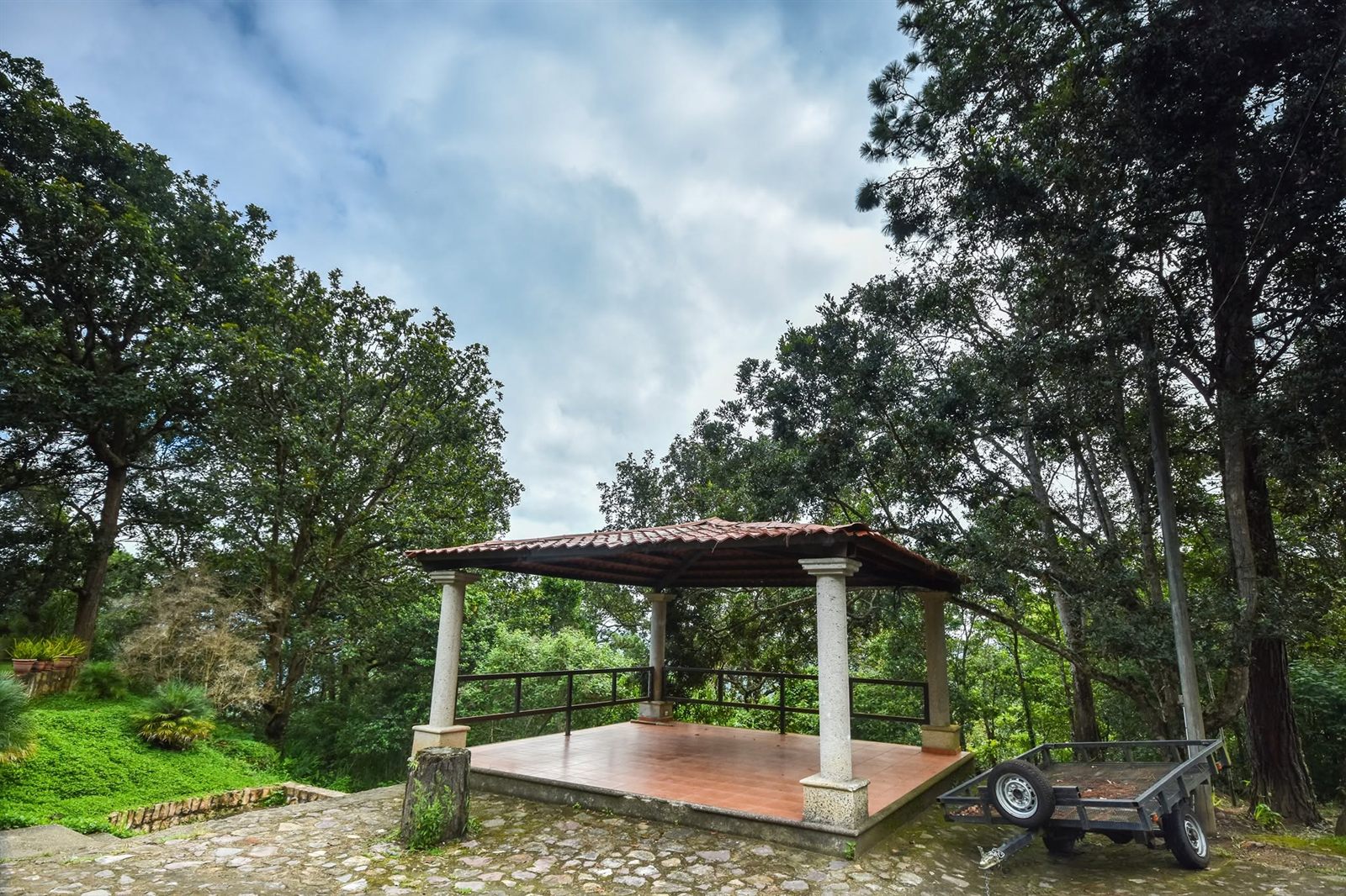 The garden kiosk